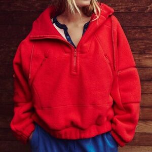 Wild And Free Fleece Pullover in WinterBerry